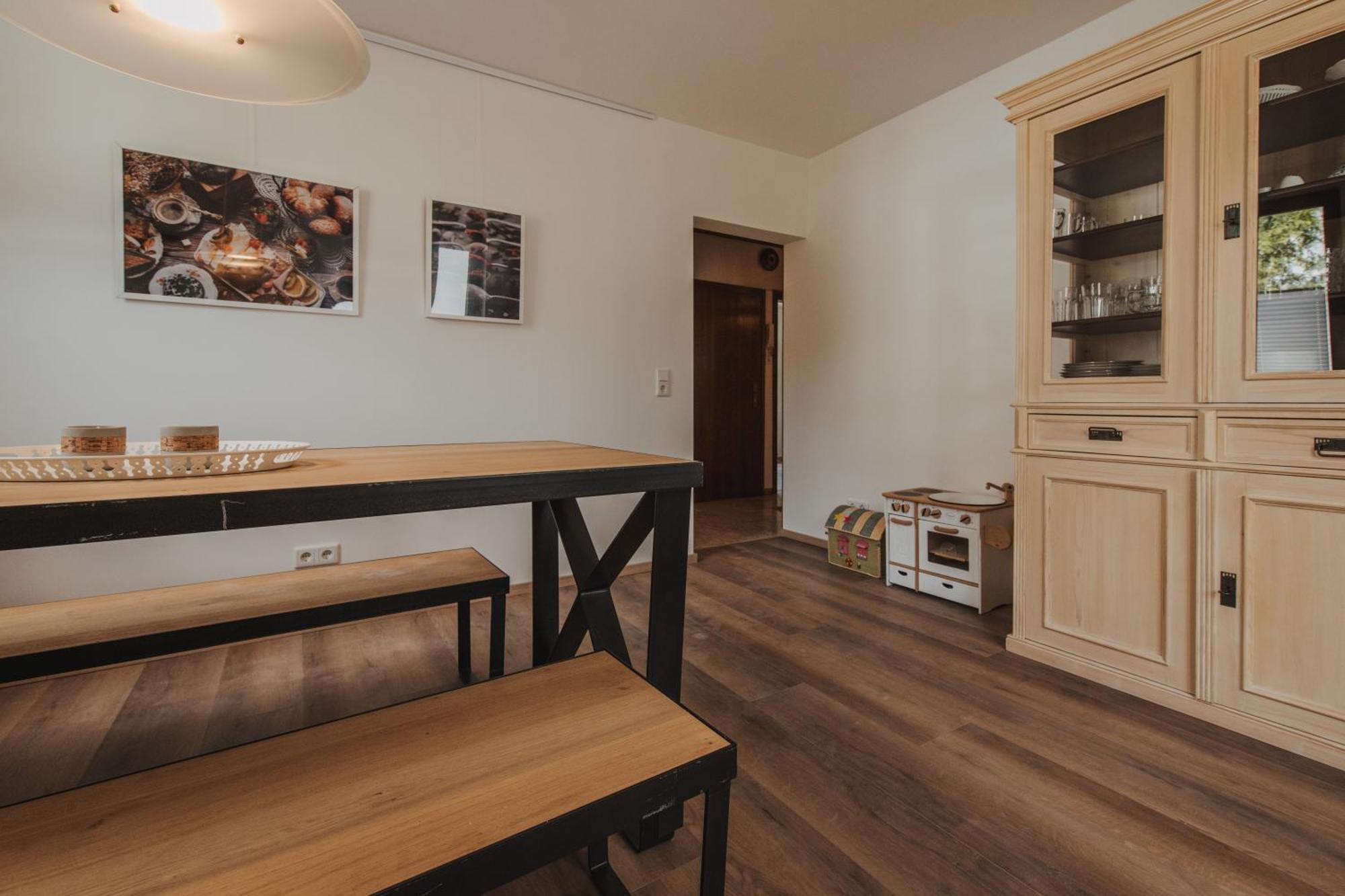 Grosse In Mit Charme Appartement